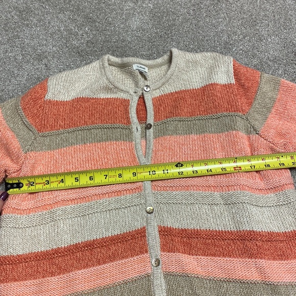 ๐L.L. Bean striped cardigan - Picture 5 of 6